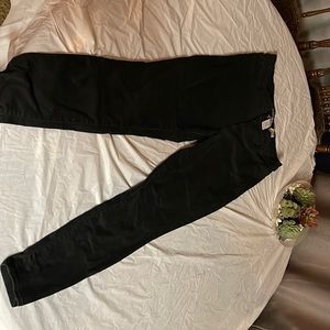 Black skinny jeans